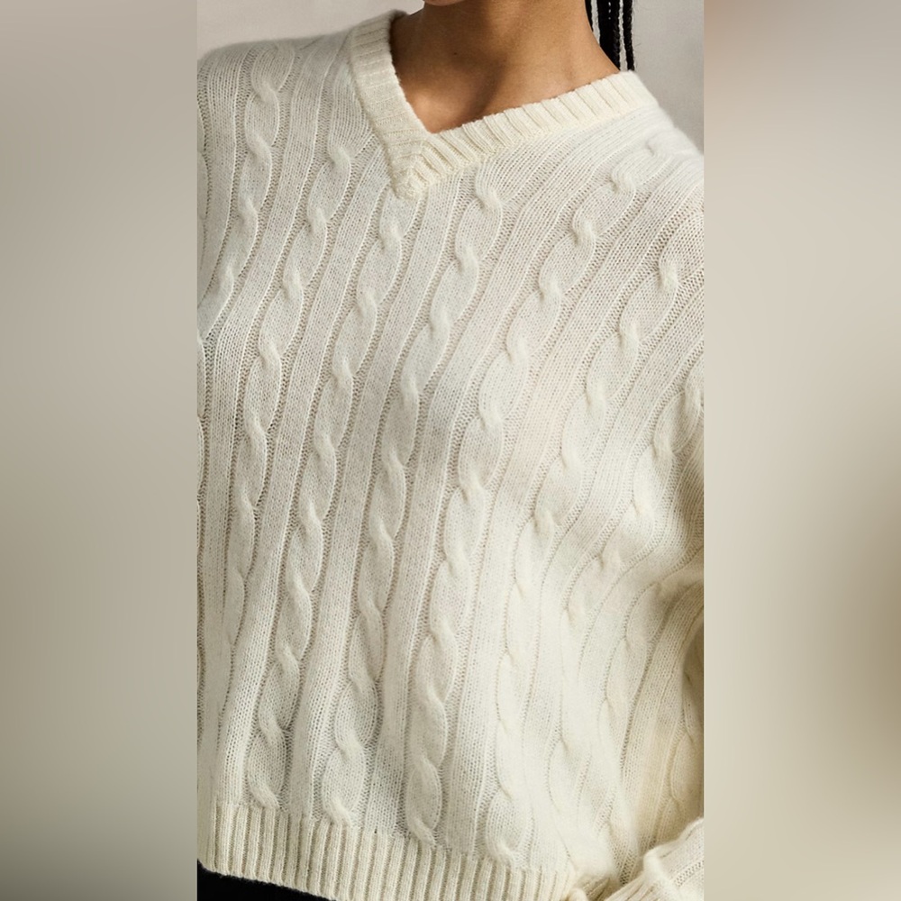 Polo Ralph Lauren Cable-Knit Cashmere V-Neck Sweater - Picture 3 of 10